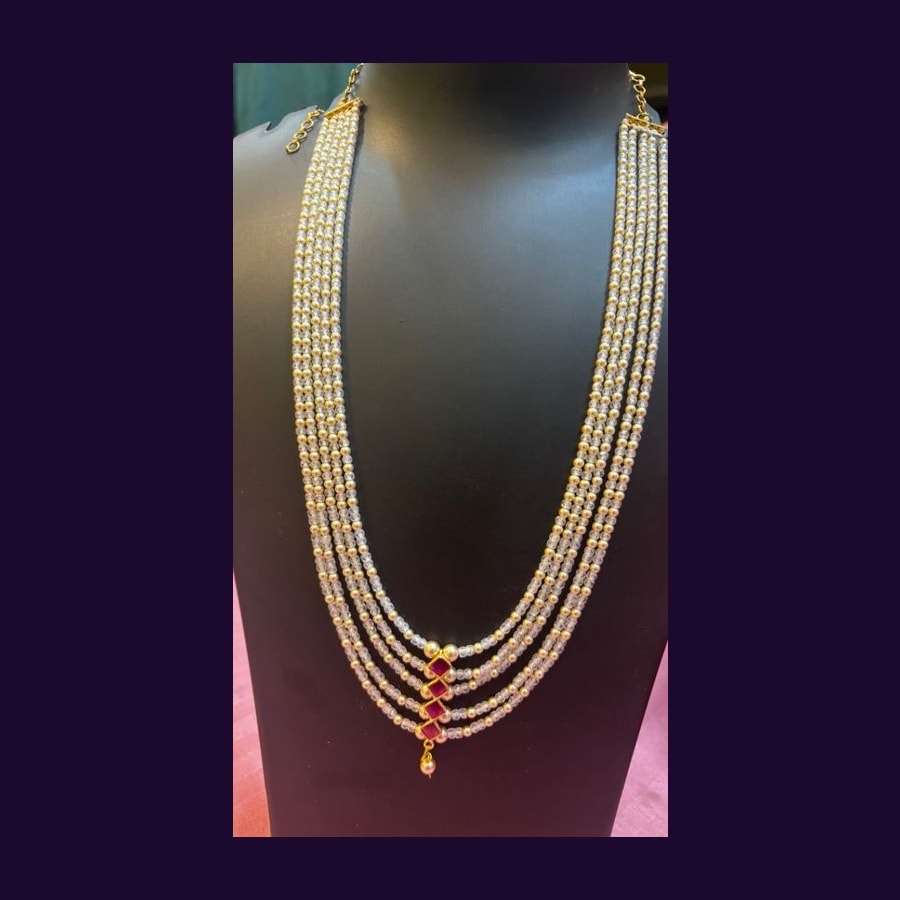 Gold Coin Layer Necklace